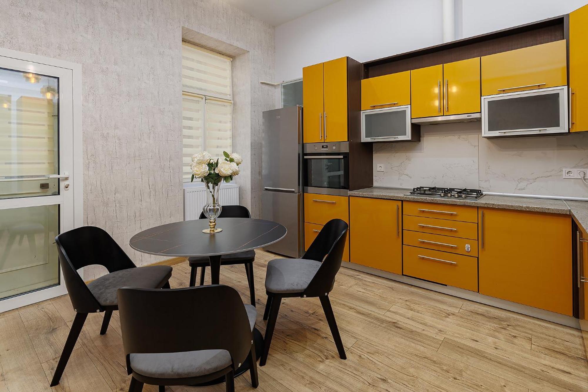 2 - Bedroom Apartments Galicia Lviv Extérieur photo